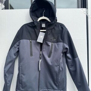 New Balance Men's Hooded Softshell Jacket New With Tag! #Sale